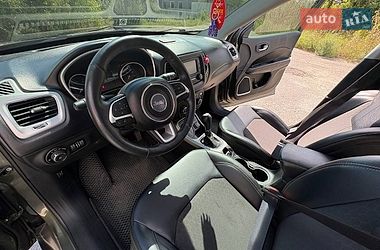 Внедорожник / Кроссовер Jeep Compass 2017 в Краснограде
