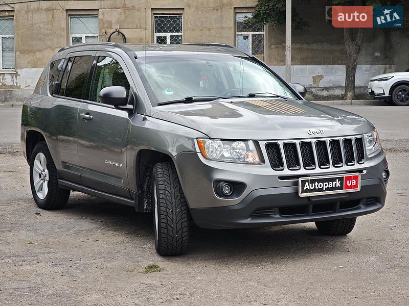 Внедорожник / Кроссовер Jeep Compass 2011 в Харькове