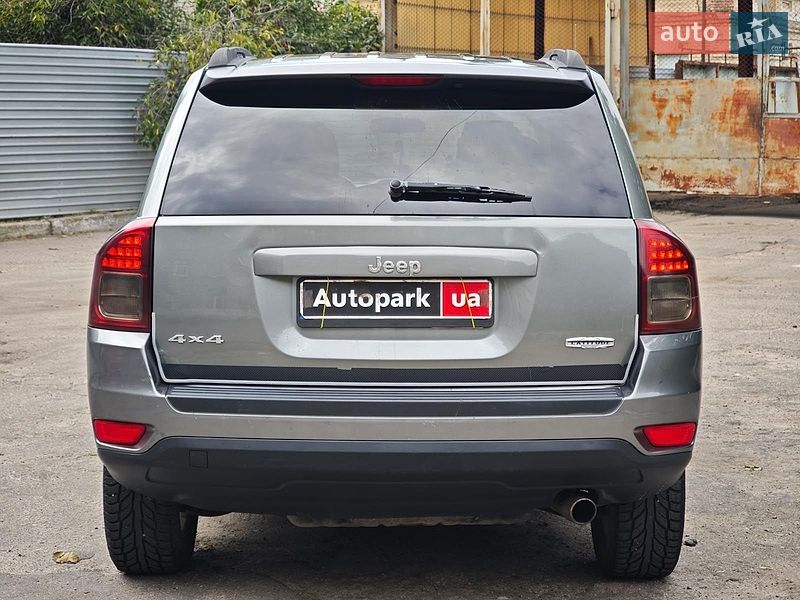 Внедорожник / Кроссовер Jeep Compass 2011 в Харькове
