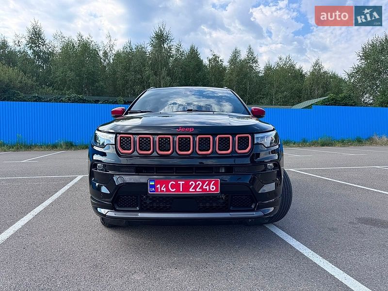 Внедорожник / Кроссовер Jeep Compass 2023 в Киеве