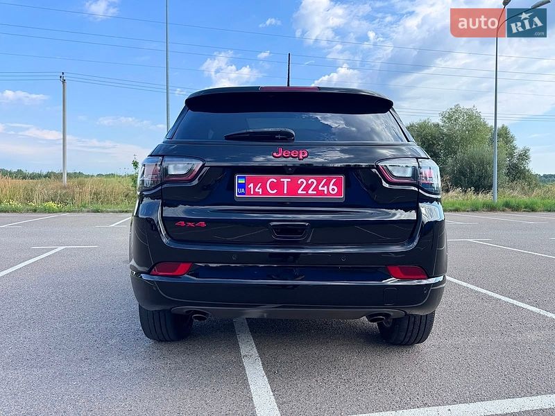 Внедорожник / Кроссовер Jeep Compass 2023 в Киеве