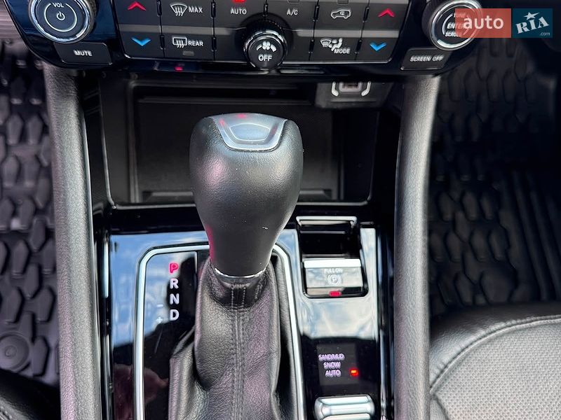 Внедорожник / Кроссовер Jeep Compass 2023 в Киеве