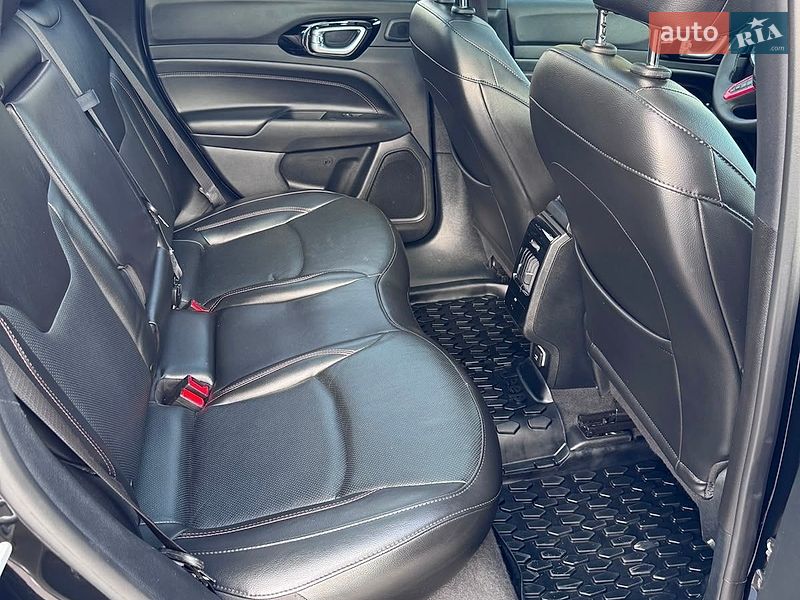 Внедорожник / Кроссовер Jeep Compass 2023 в Киеве