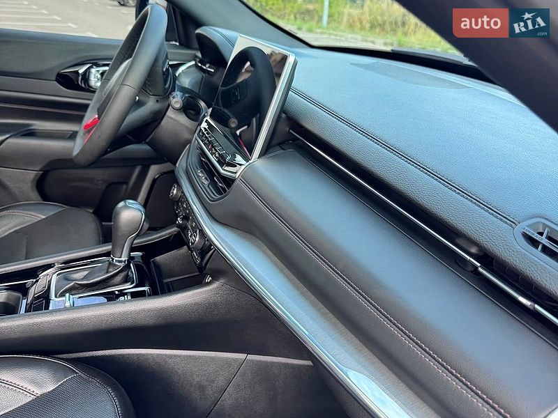 Внедорожник / Кроссовер Jeep Compass 2023 в Киеве