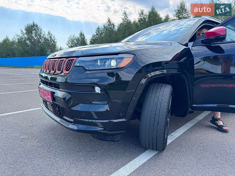 Внедорожник / Кроссовер Jeep Compass 2023 в Киеве