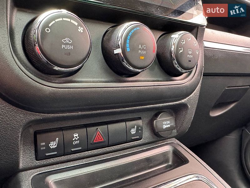 Позашляховик / Кросовер Jeep Compass 2010 в Львові фото 22 Позашляховик / Кросовер Jeep Compass 2010 в Львові