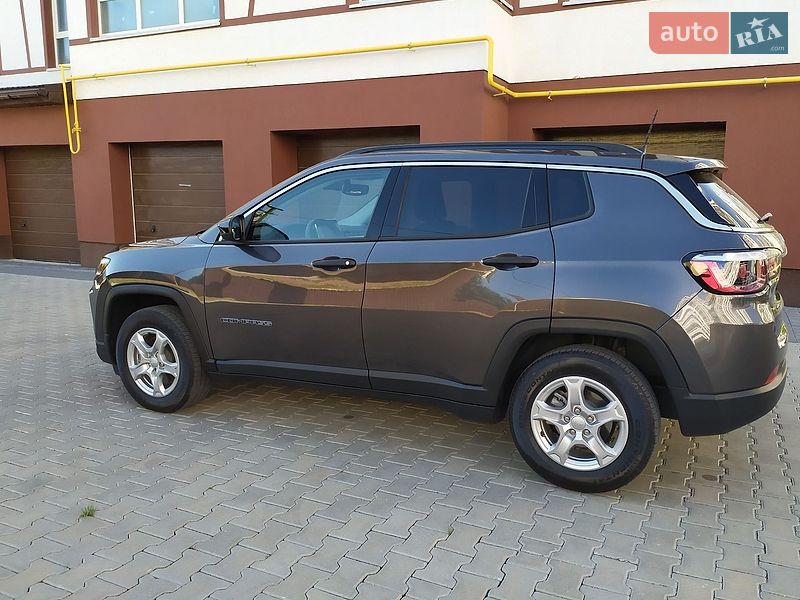 Внедорожник / Кроссовер Jeep Compass 2021 в Ивано-Франковске фото 2 Внедорожник / Кроссовер Jeep Compass 2021 в Ивано-Франковске