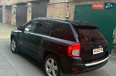 Внедорожник / Кроссовер Jeep Compass 2012 в Киеве