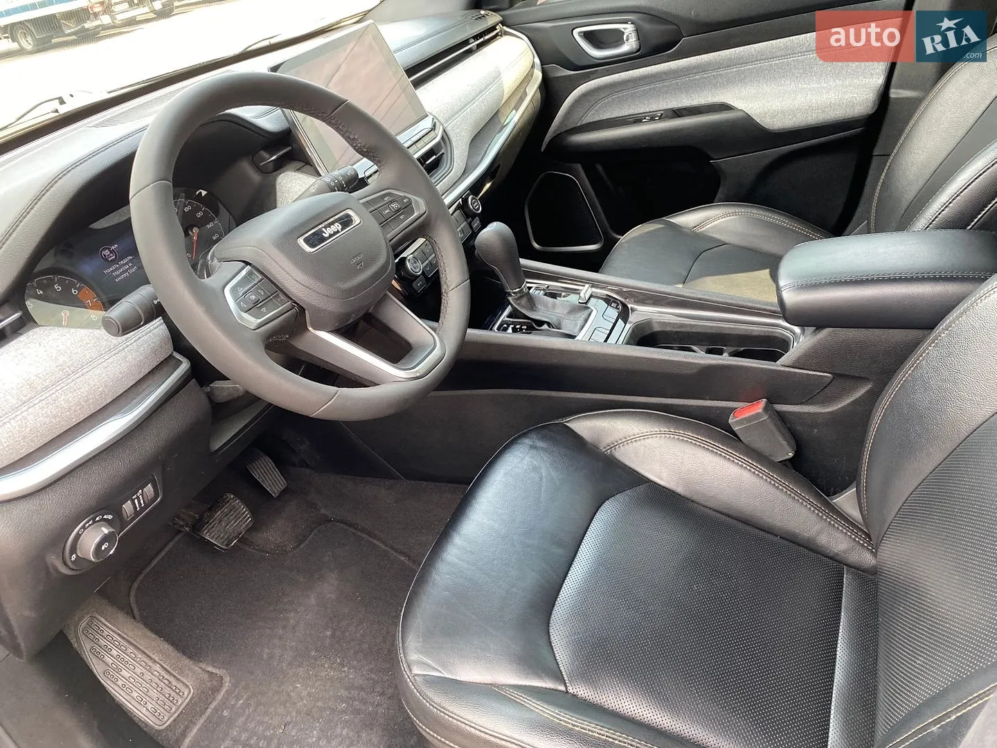 2023 Jeep Compass - мініатюра 16