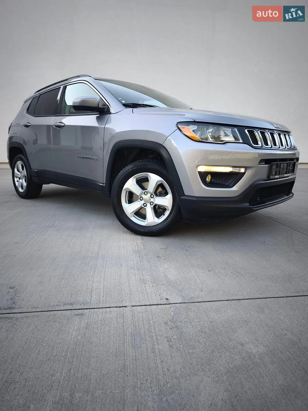 2020 Jeep Compass - мініатюра 2