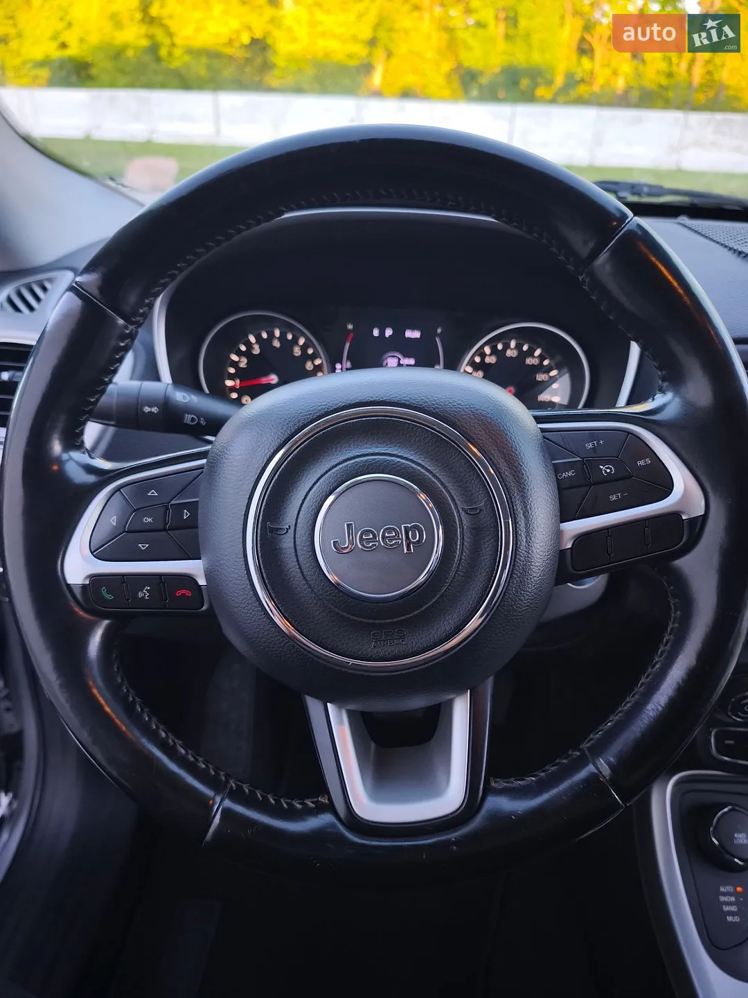 2020 Jeep Compass - мініатюра 27