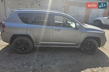 Внедорожник / Кроссовер Jeep Compass 2015 в Киеве фото 3 Внедорожник / Кроссовер Jeep Compass 2015 в Киеве