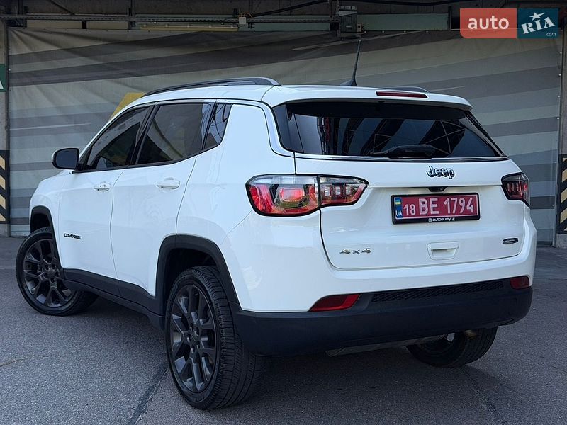 Внедорожник / Кроссовер Jeep Compass 2019 в Киеве
