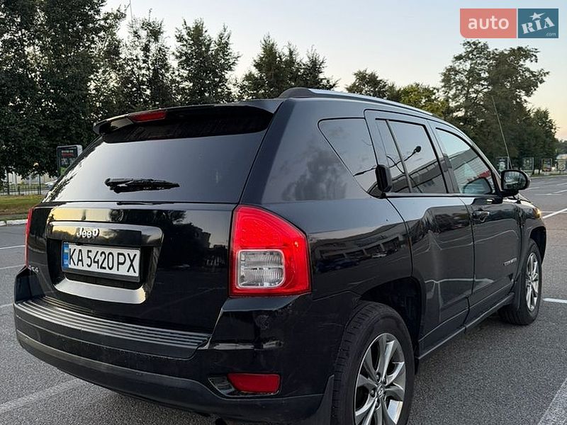 Внедорожник / Кроссовер Jeep Compass 2012 в Киеве