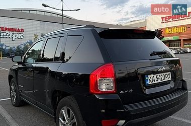 Внедорожник / Кроссовер Jeep Compass 2012 в Киеве