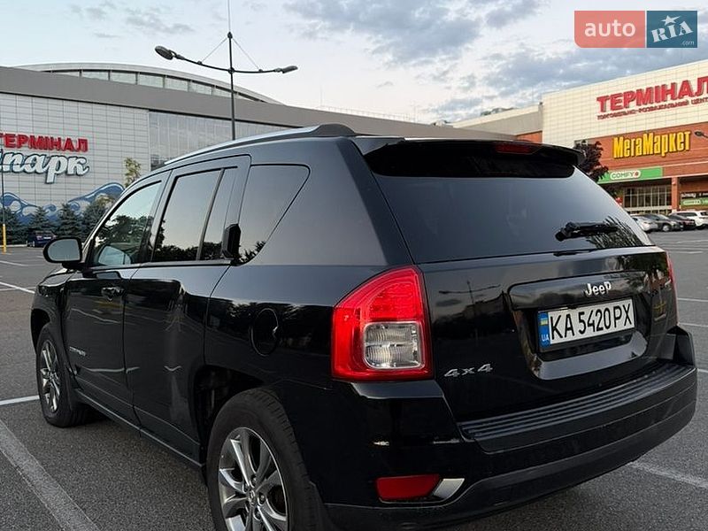 Внедорожник / Кроссовер Jeep Compass 2012 в Киеве