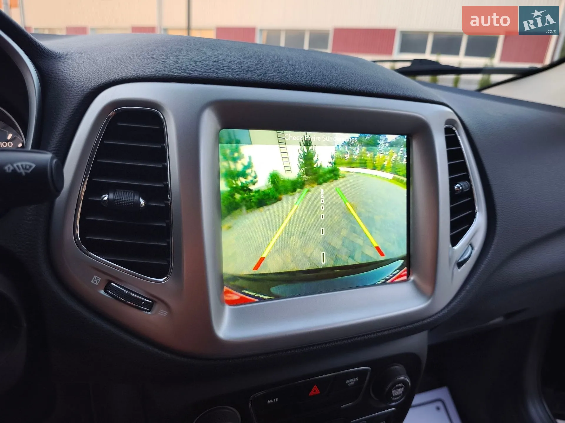 2019 Jeep Compass - мініатюра 22