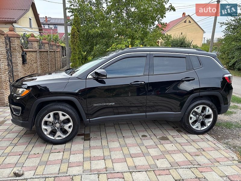 Позашляховик / Кросовер Jeep Compass 2020 в Ужгороді