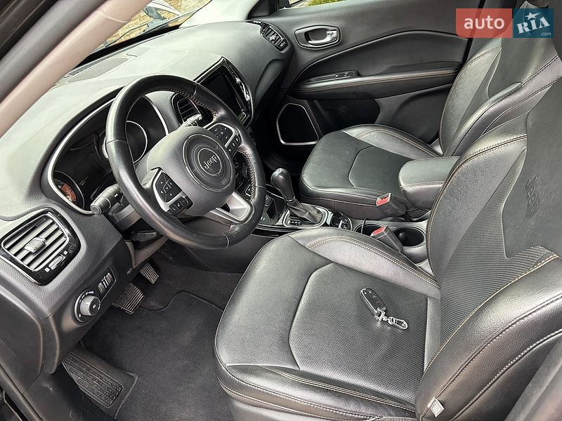 Позашляховик / Кросовер Jeep Compass 2020 в Ужгороді