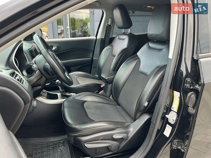 Внедорожник / Кроссовер Jeep Compass 2018 в Ровно