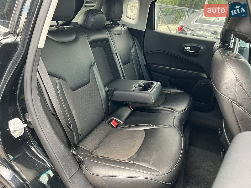 Внедорожник / Кроссовер Jeep Compass 2018 в Ровно