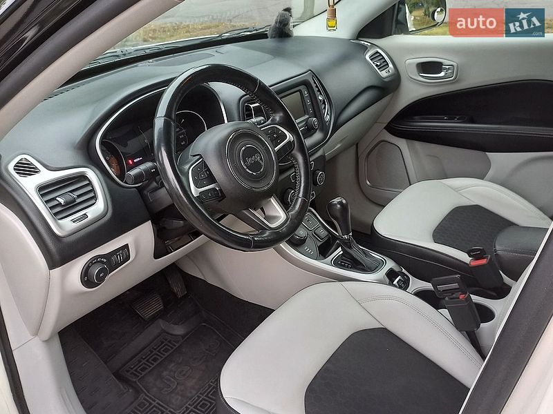 Позашляховик / Кросовер Jeep Compass 2017 в Кременчуці
