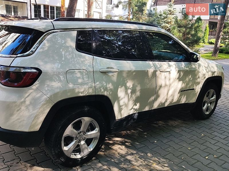 Внедорожник / Кроссовер Jeep Compass 2019 в Киеве