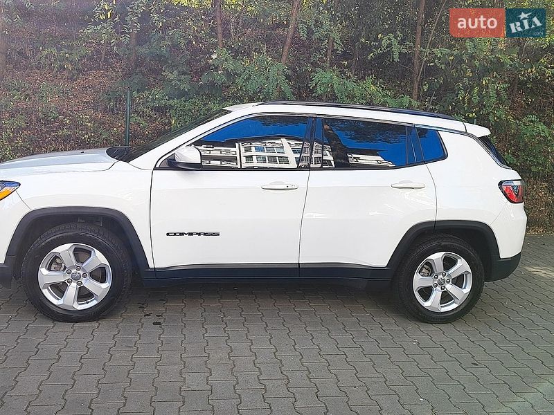 Внедорожник / Кроссовер Jeep Compass 2019 в Киеве