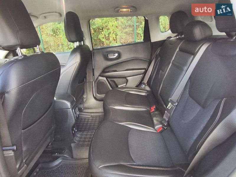Внедорожник / Кроссовер Jeep Compass 2019 в Киеве