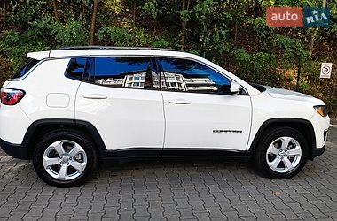 Внедорожник / Кроссовер Jeep Compass 2019 в Киеве