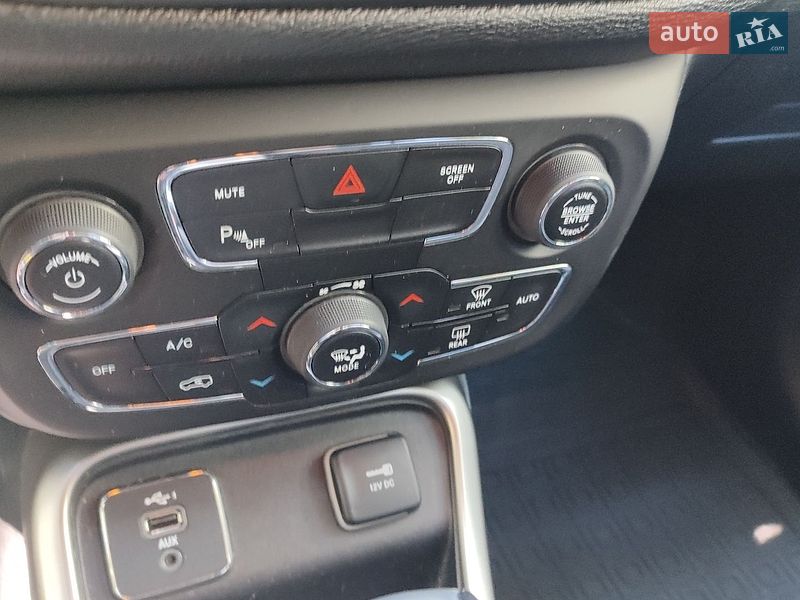 Внедорожник / Кроссовер Jeep Compass 2019 в Киеве