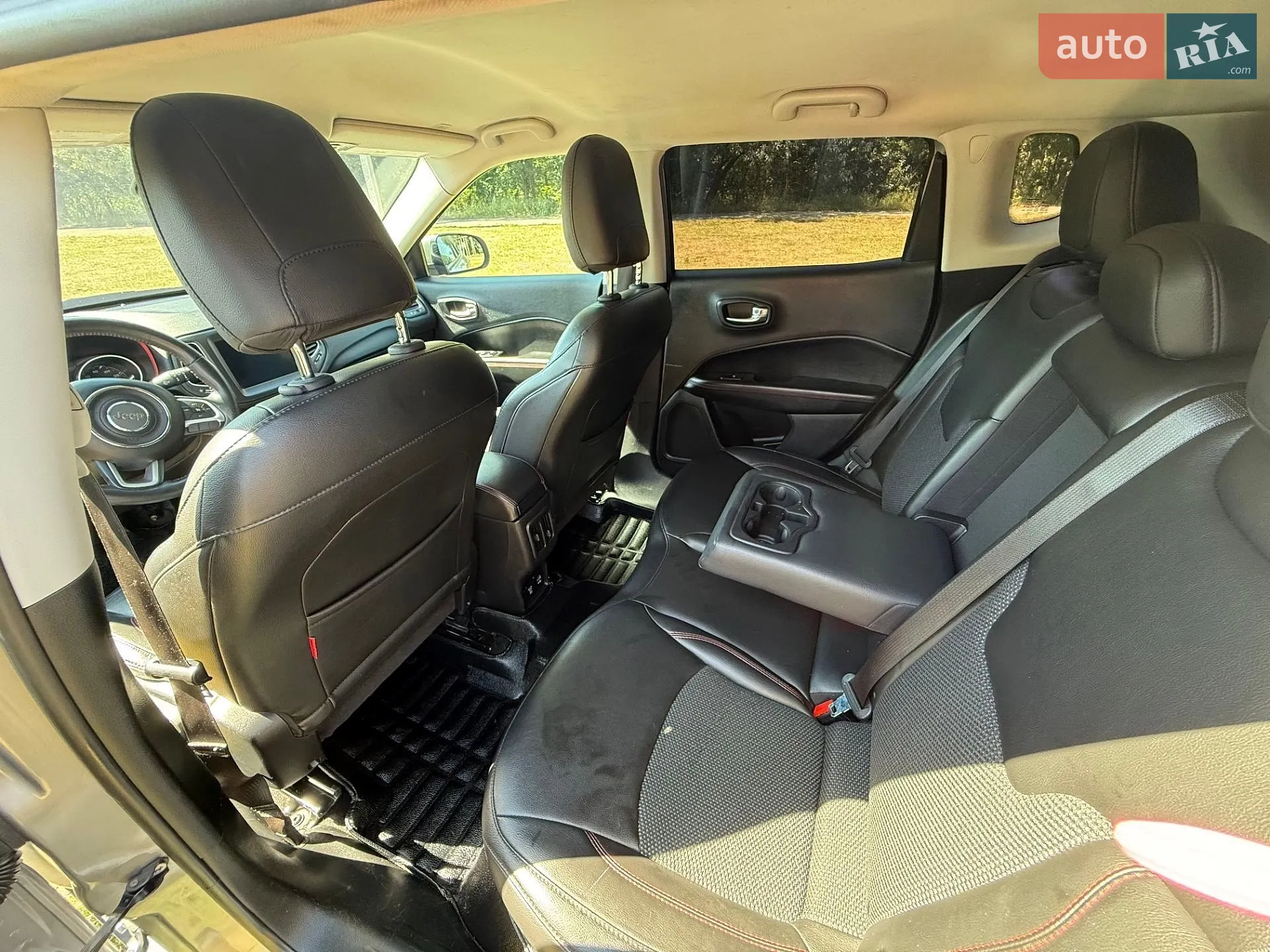 2018 Jeep Compass - мініатюра 16