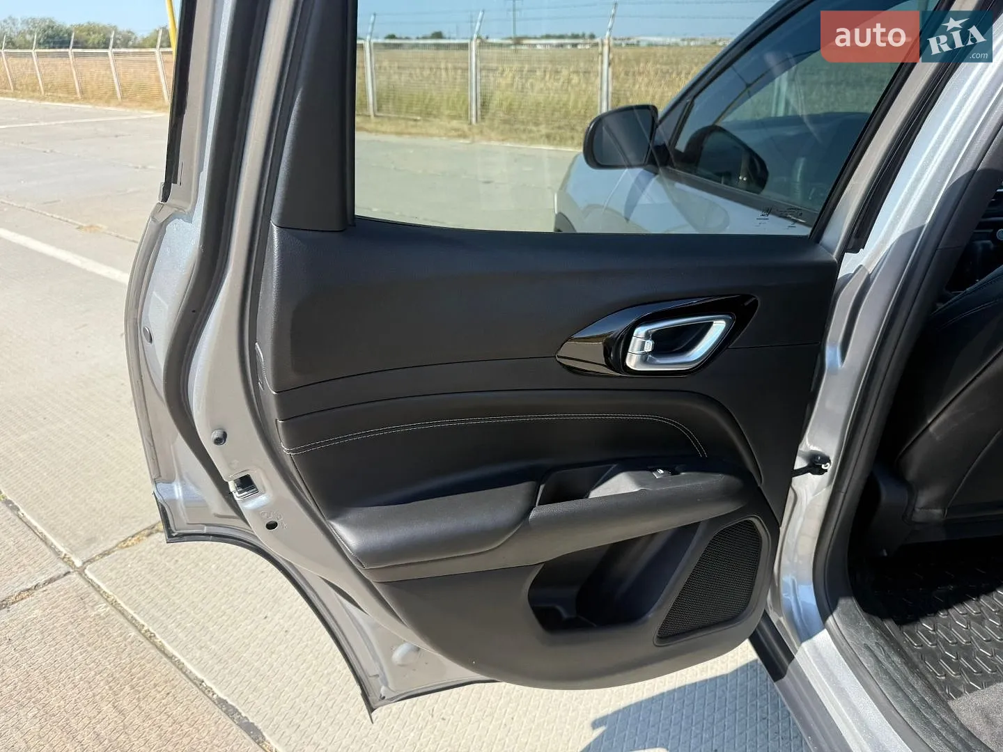 2023 Jeep Compass - мініатюра 35