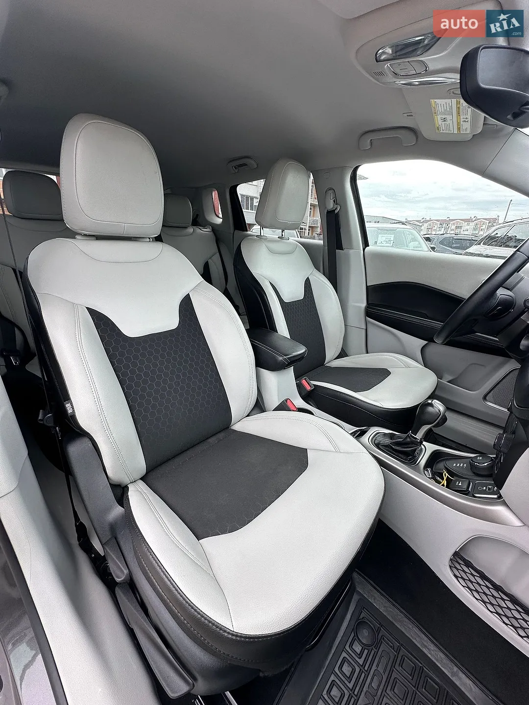 2018 Jeep Compass - мініатюра 22