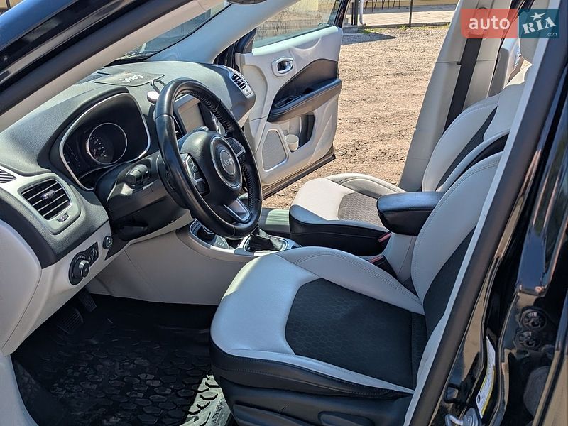 Внедорожник / Кроссовер Jeep Compass 2019 в Черновцах