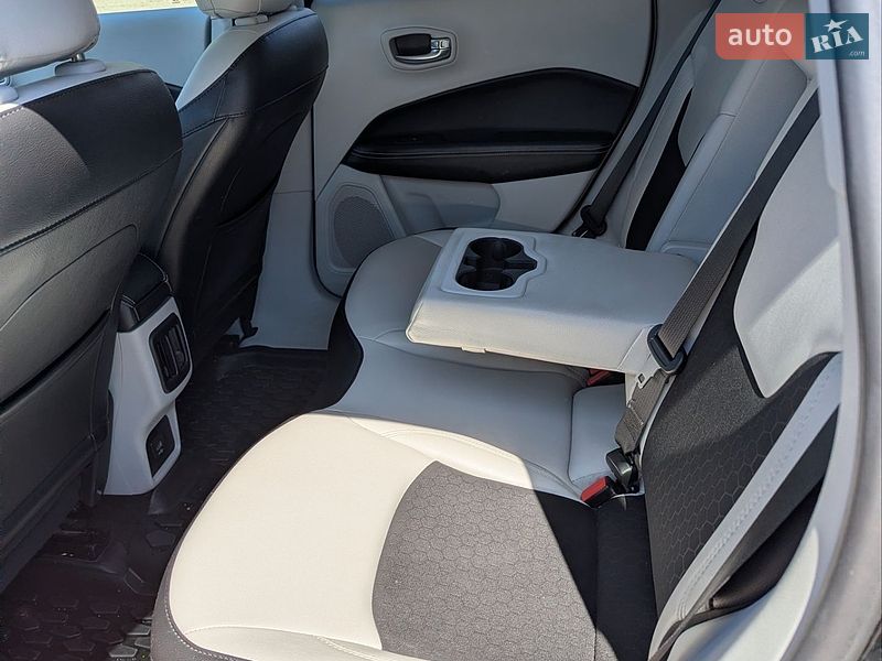 Позашляховик / Кросовер Jeep Compass 2019 в Чернівцях