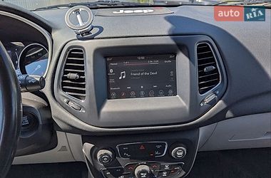 Позашляховик / Кросовер Jeep Compass 2019 в Чернівцях