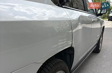 Позашляховик / Кросовер Jeep Compass 2012 в Києві