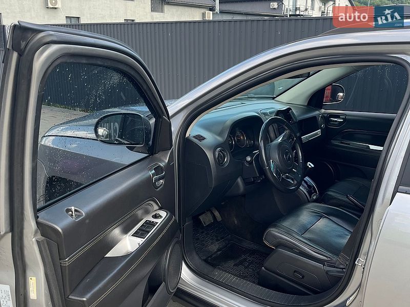Позашляховик / Кросовер Jeep Compass 2015 в Надвірній