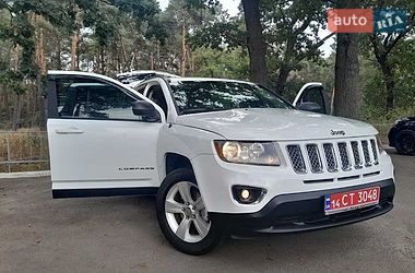 Внедорожник / Кроссовер Jeep Compass 2014 в Киеве