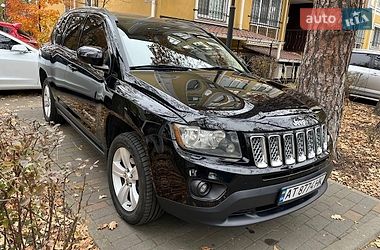 Позашляховик / Кросовер Jeep Compass 2013 в Києві