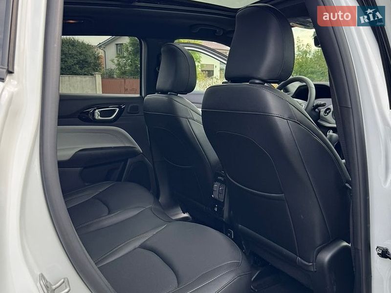 Позашляховик / Кросовер Jeep Compass 2024 в Івано-Франківську