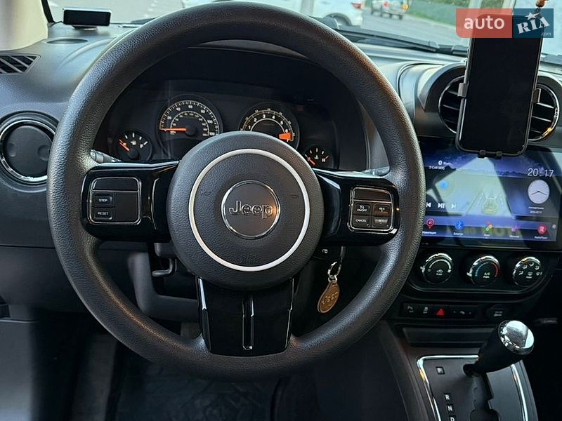 Позашляховик / Кросовер Jeep Compass 2014 в Києві фото 21 Позашляховик / Кросовер Jeep Compass 2014 в Києві