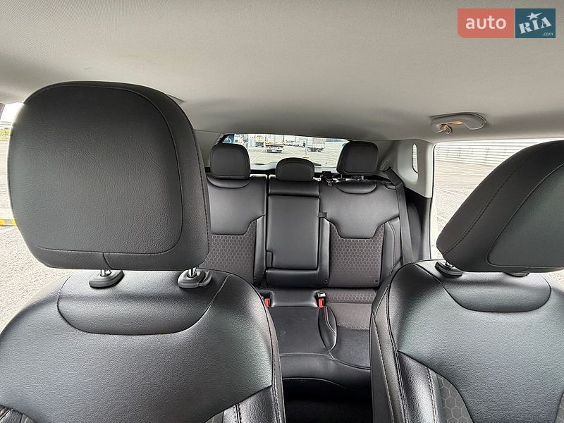 Внедорожник / Кроссовер Jeep Compass 2019 в Львове