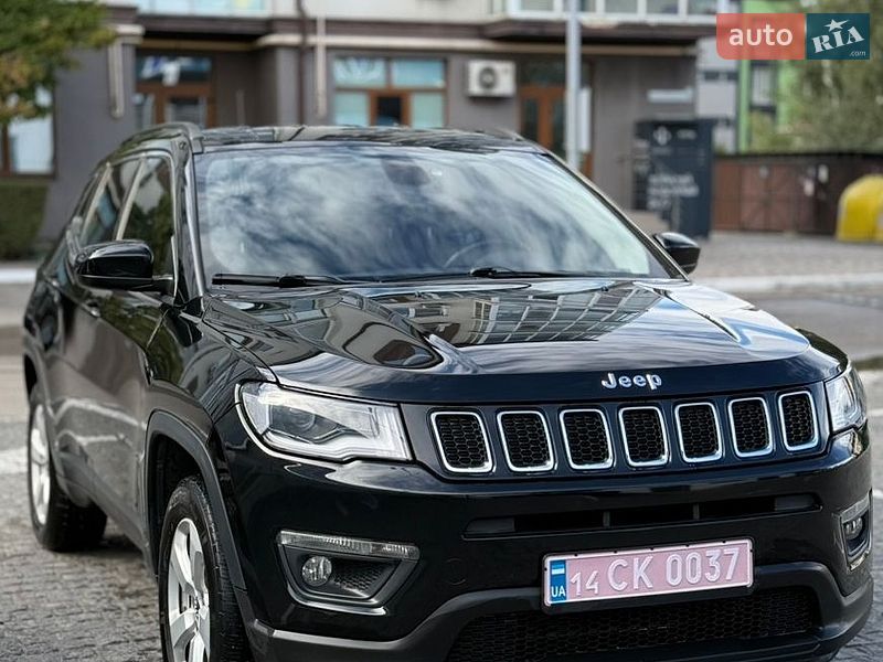 Внедорожник / Кроссовер Jeep Compass 2019 в Киеве