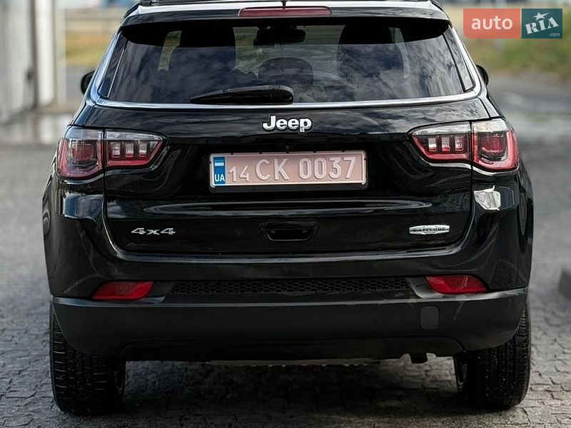 Внедорожник / Кроссовер Jeep Compass 2019 в Киеве