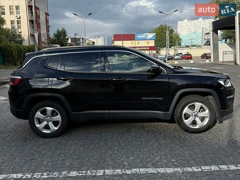 Внедорожник / Кроссовер Jeep Compass 2019 в Киеве