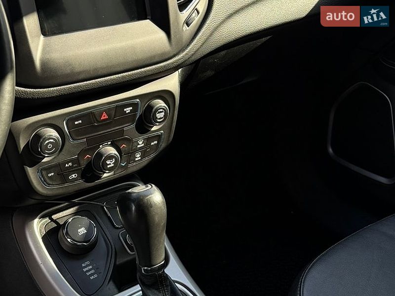 Внедорожник / Кроссовер Jeep Compass 2019 в Киеве