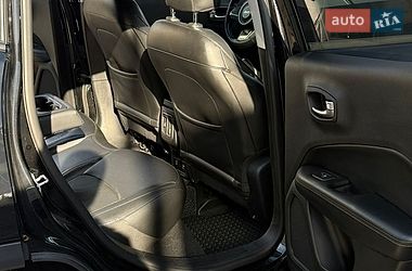 Внедорожник / Кроссовер Jeep Compass 2019 в Киеве