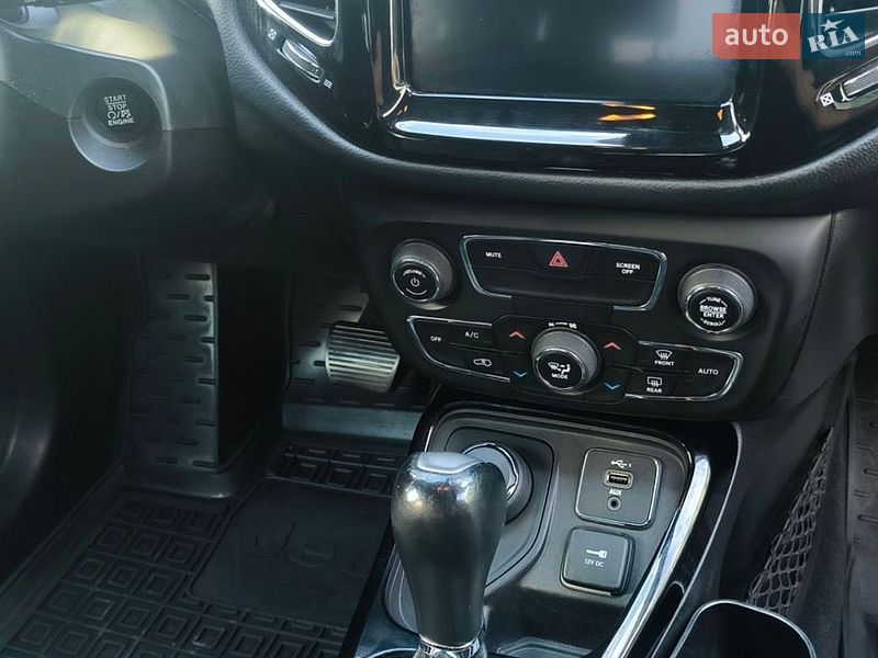 Позашляховик / Кросовер Jeep Compass 2019 в Києві